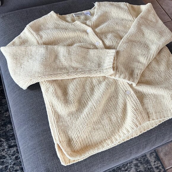 Orvis Womens Large Creamy Light Yellow Chunky Knit Cardigan Button Up Sweater - Picture 4 of 6